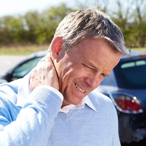 Chiropractic Sutherlin OR Man With Neck Pain Symptoms